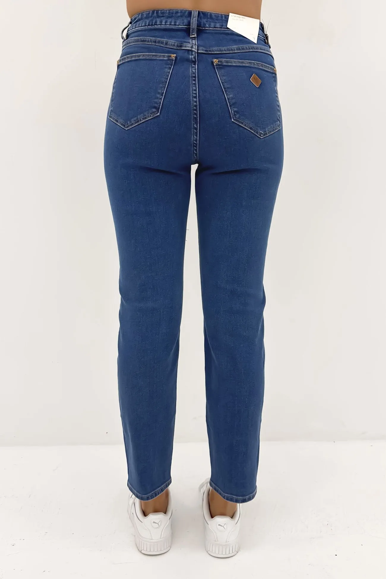 A 94 High Slim Jean Liliana