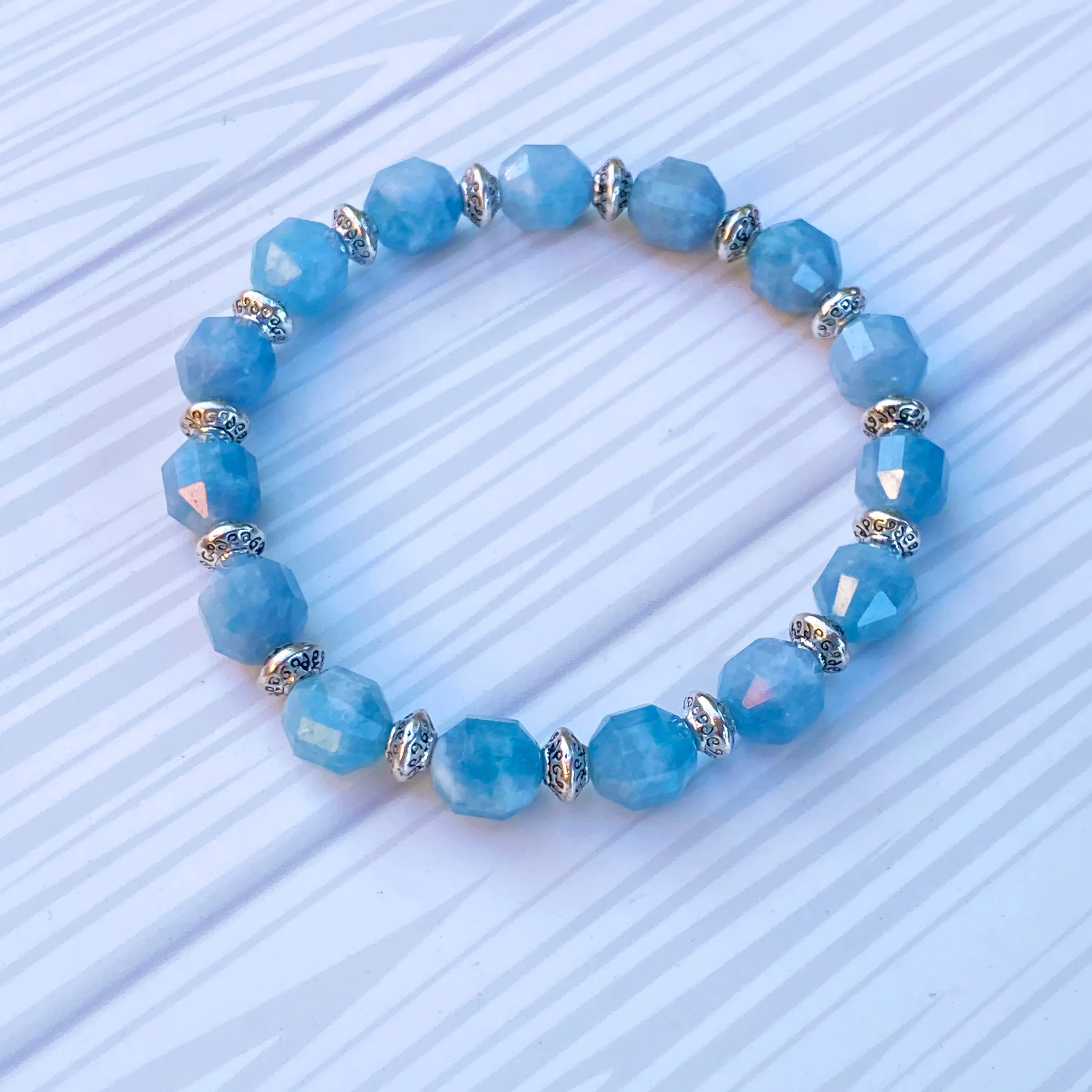 Aquamarine gemstone stretch Bracelet