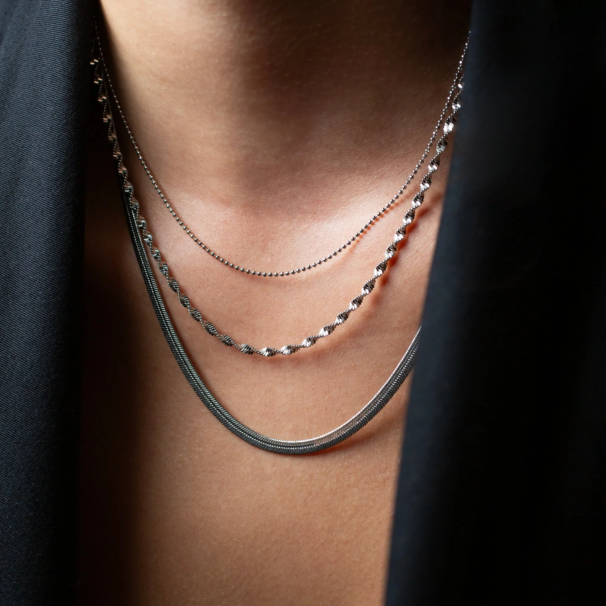 Cheri Twisted Herringbone Chain Necklace