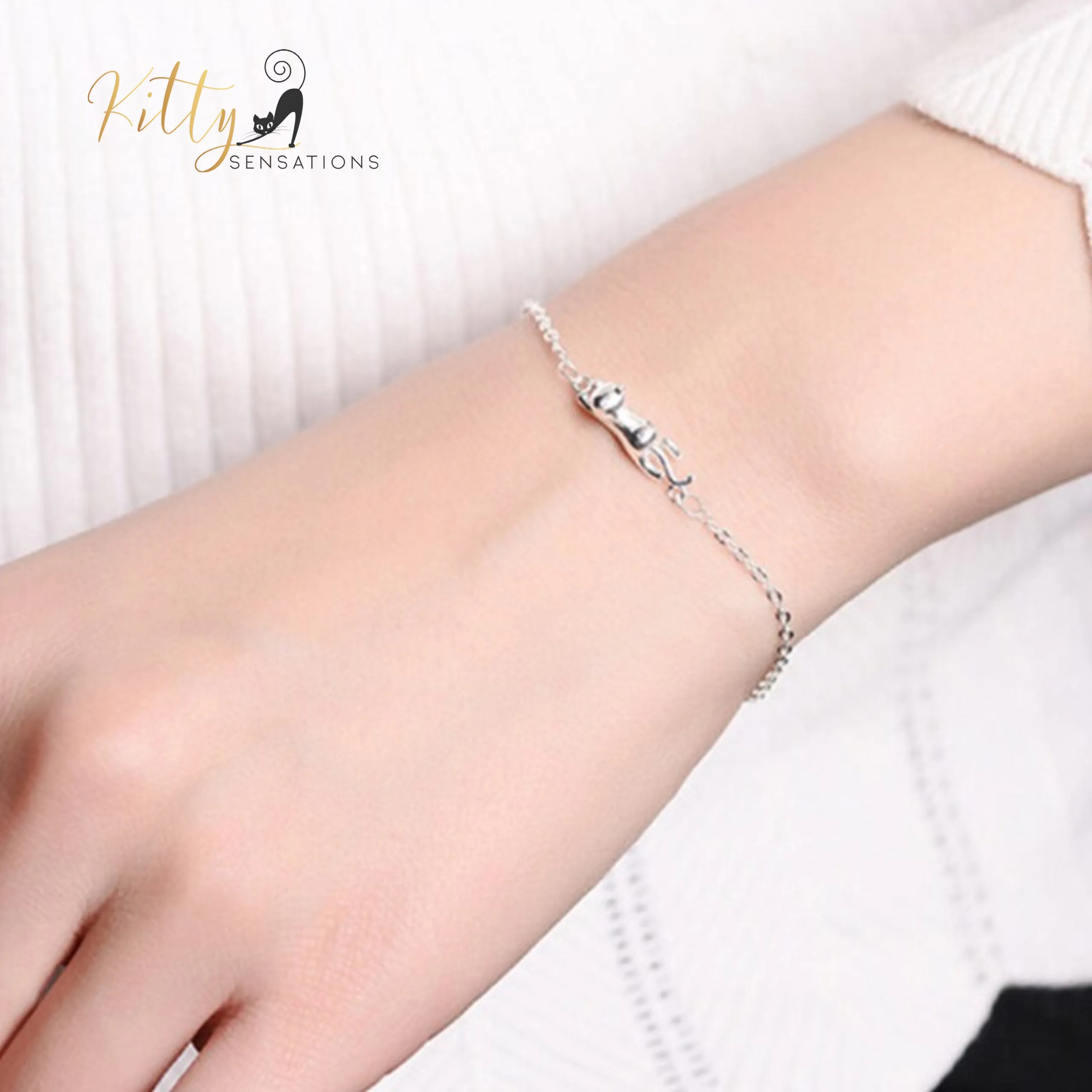 Hanging Cat Bracelet in Solid 925 Sterling Silver