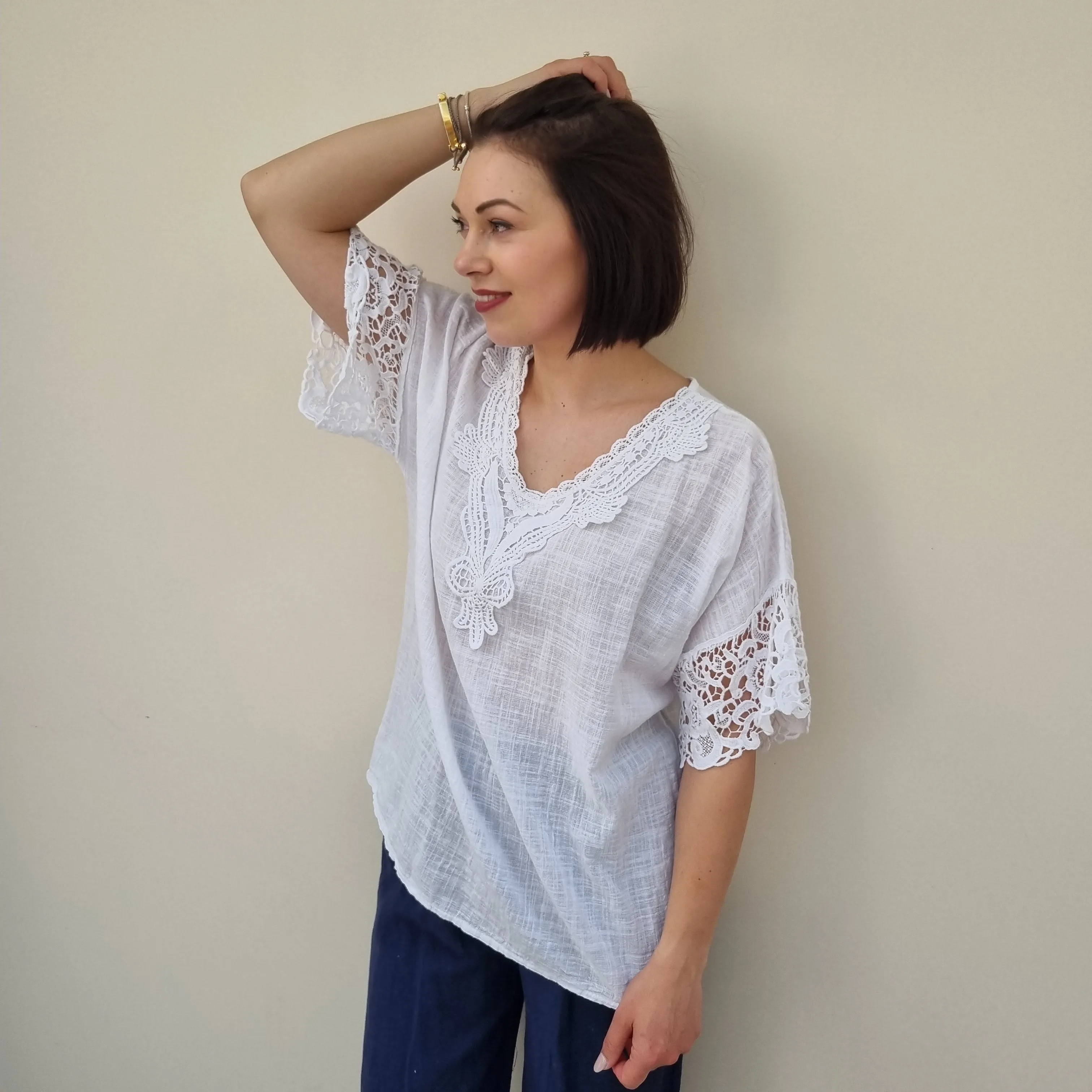 Linen lace sleeve top