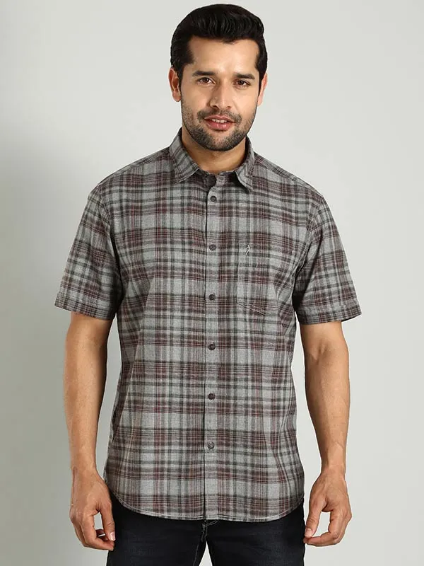 Men Checked Half Sleeve Cotton Shirt